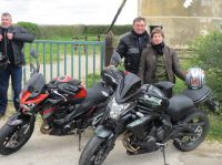 Z800 pour Jean-Louis et ER6 pour Catherine. Belles motos.