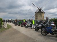 club rando moto 125 + ailes repliées.